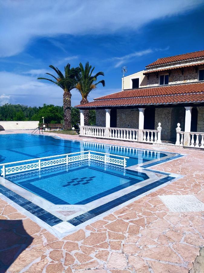 Blue Sky Aparthotel Sidari  Bagian luar foto